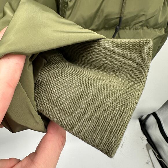 JAKKE NWT Evereve Poppy Recyled Puffer Coat Jacket in Olive Green // XS - Picture 9 of 16